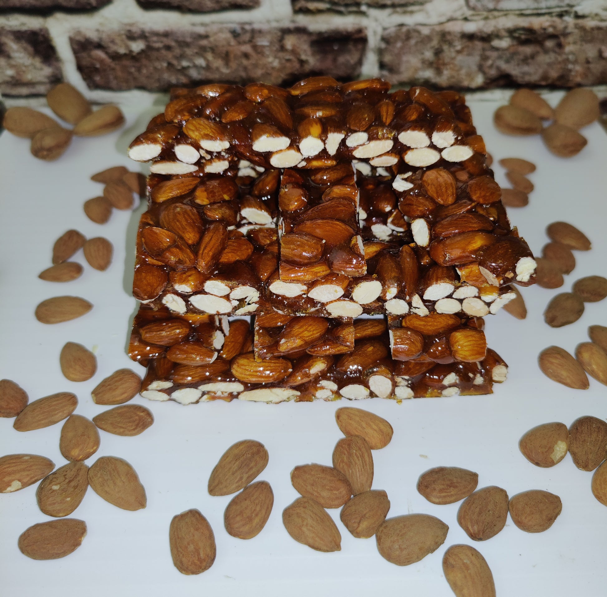 Torrone alle Mandorle Siciliane - Torrone - Schiaccia & Mangia 